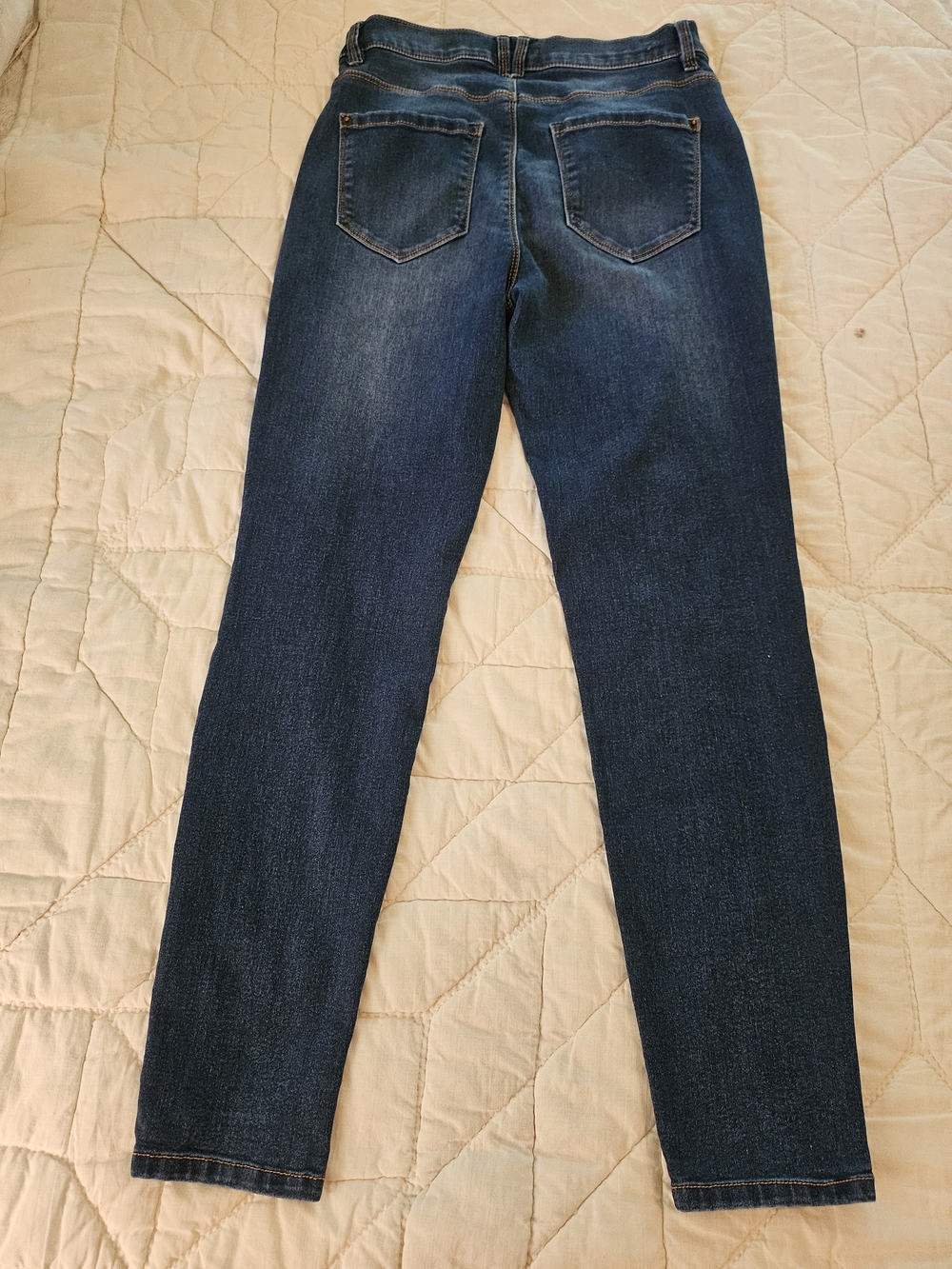 Curve Appeal -High Rise Essential Skinny Jeans- Size 8/29 - Picture 2 of 7